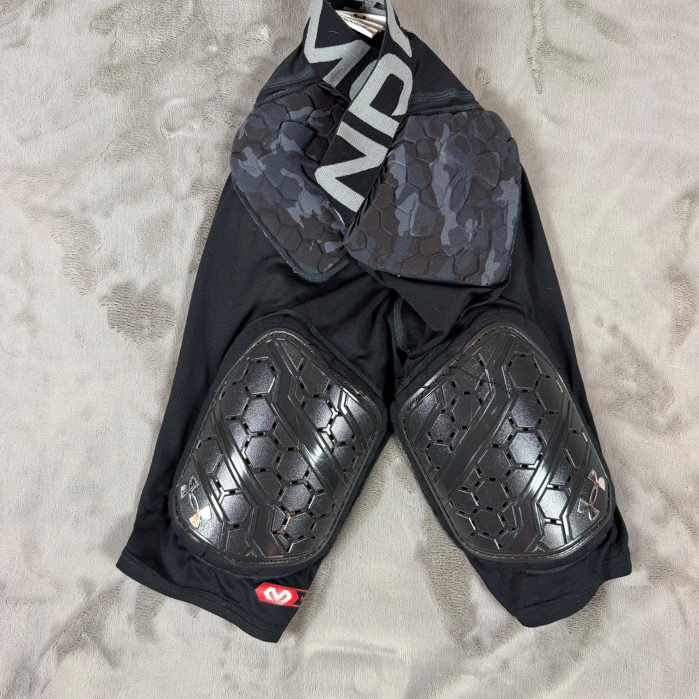 Under Armour Youth Medium Football Girdle Black Padded Shorts McDavid Hex